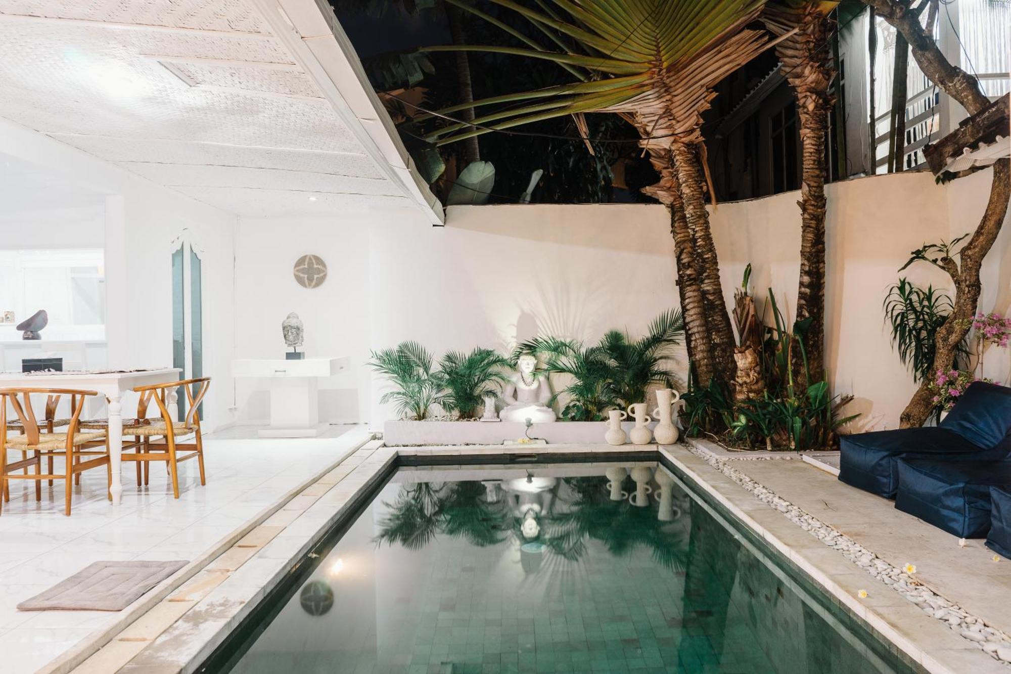 Villa New Formentera Double Six Seminyak