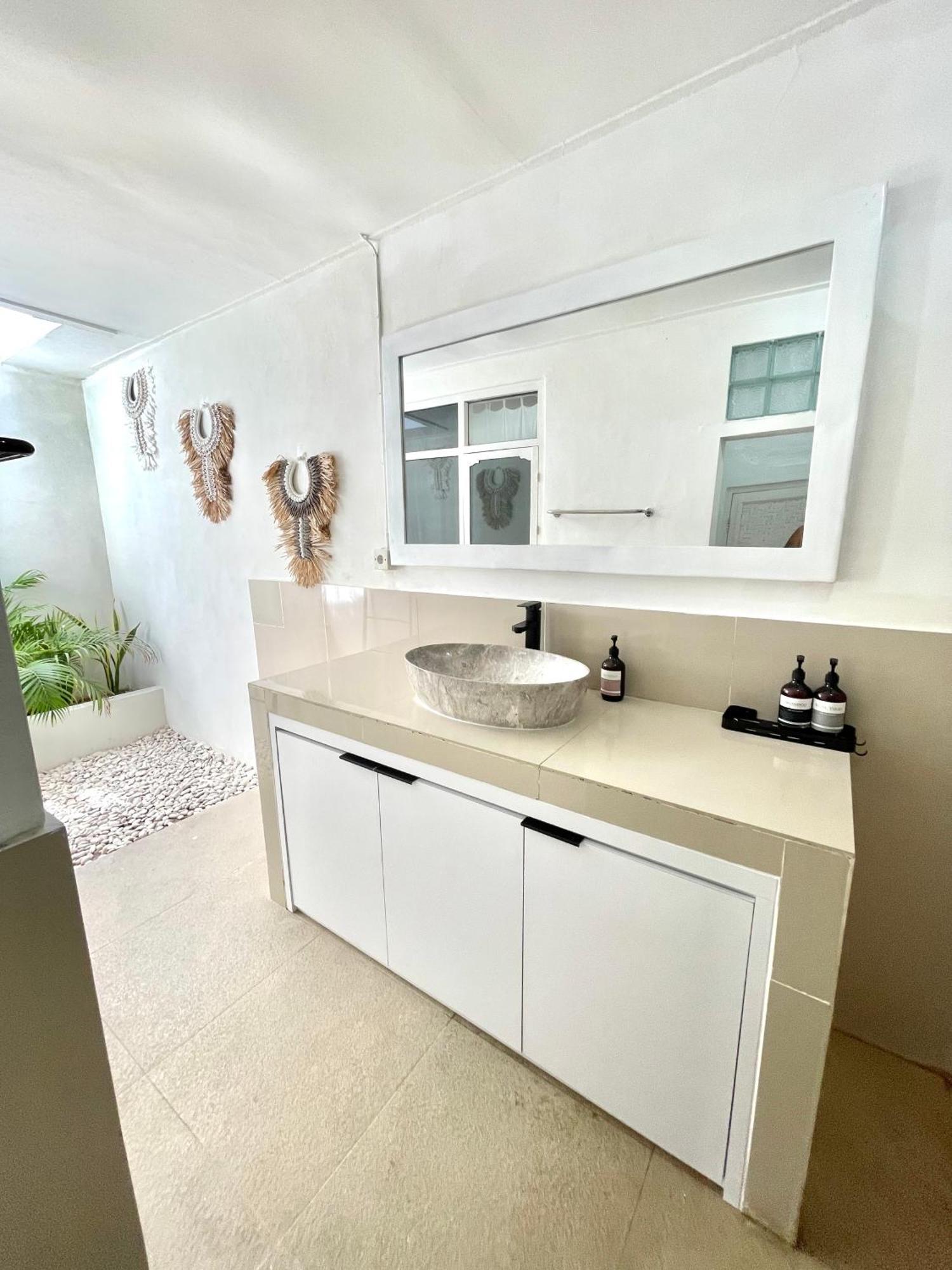 Villa New Formentera Double Six Seminyak
