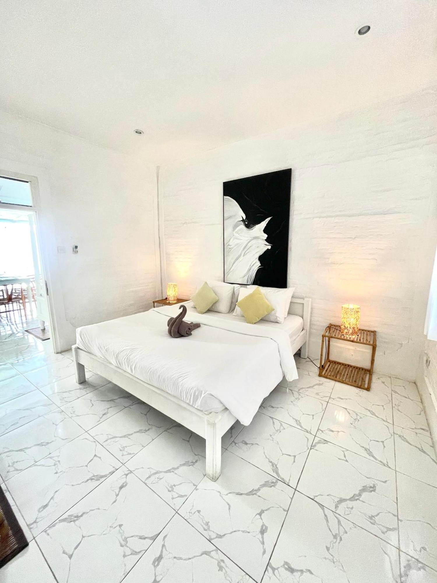 Villa New Formentera Double Six Seminyak