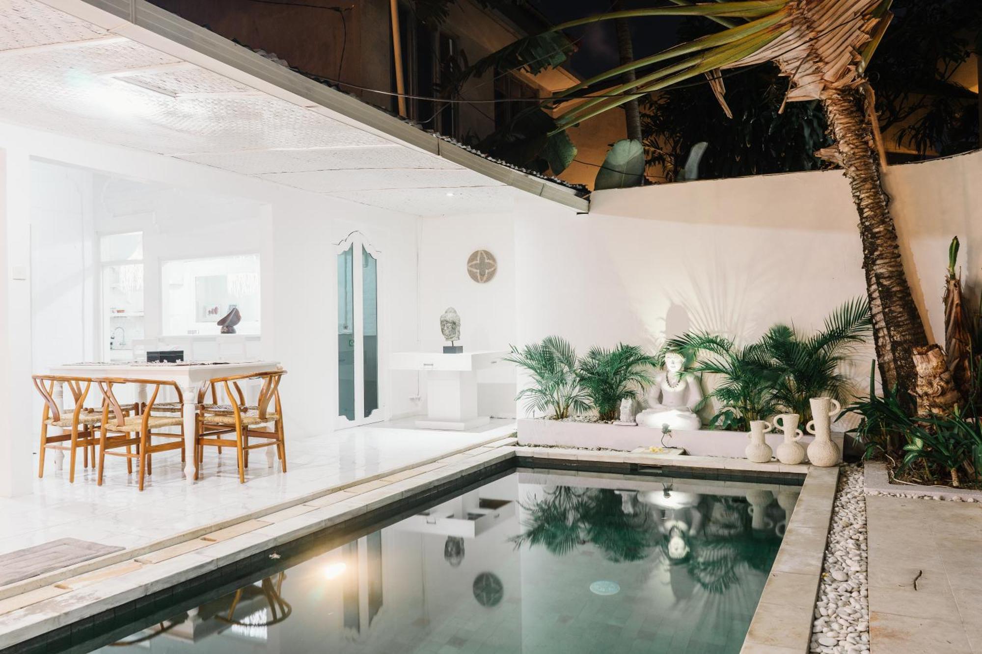 Modern 3br Villa, 4min To Double Six Beach, Pool