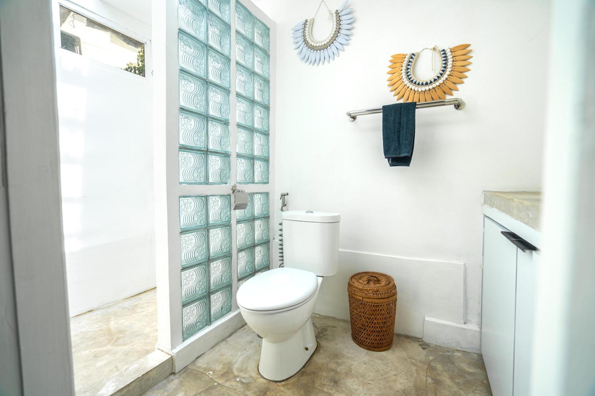 Modern 3br Villa, 4min To Double Six Beach, Pool Villa Seminyak (Bali)
